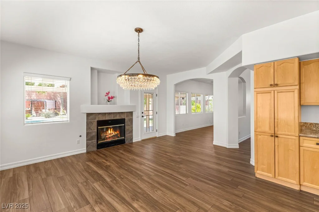 215 SUNLIGHT PEAK, Henderson, NV 89012