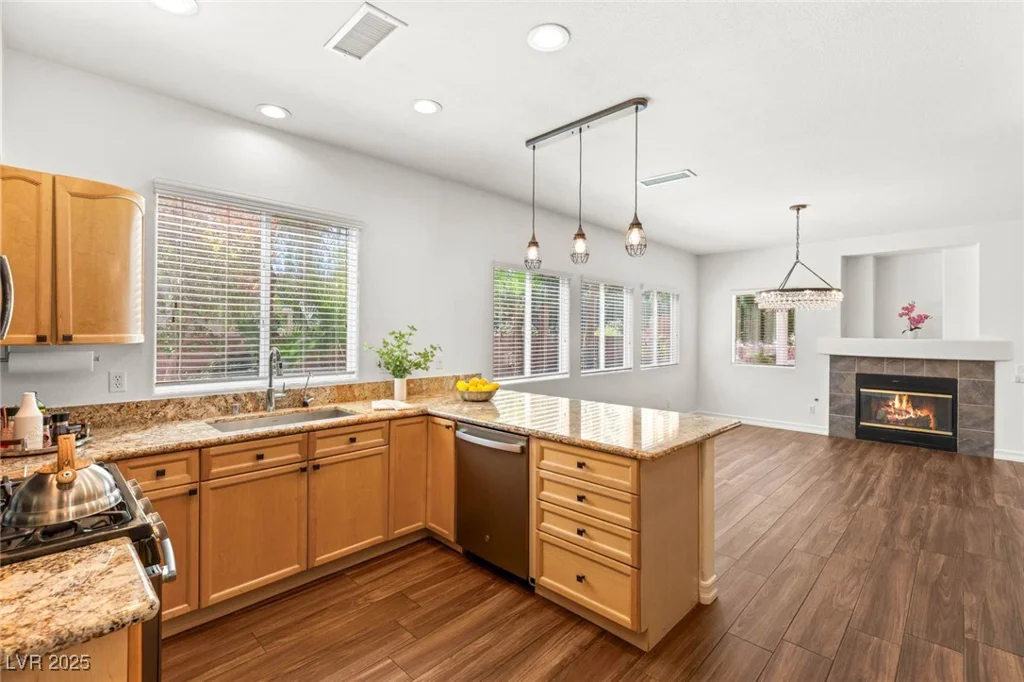 215 SUNLIGHT PEAK, Henderson, NV 89012