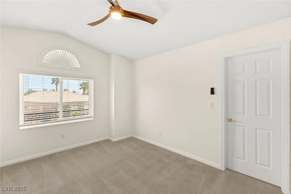 215 SUNLIGHT PEAK, Henderson, NV 89012