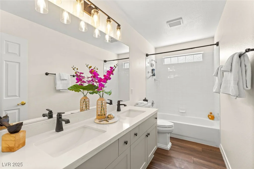 215 SUNLIGHT PEAK, Henderson, NV 89012