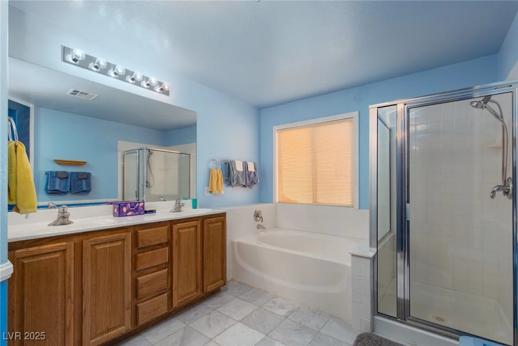 8213 Cabin Springs, Las Vegas, NV 89131