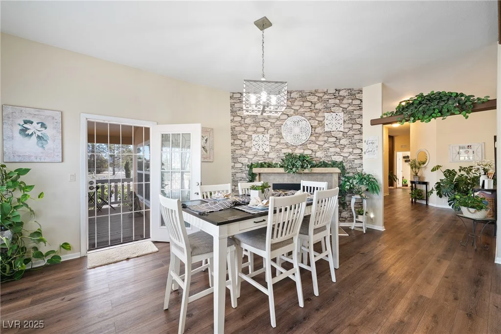1381 White, Pahrump, NV 89060
