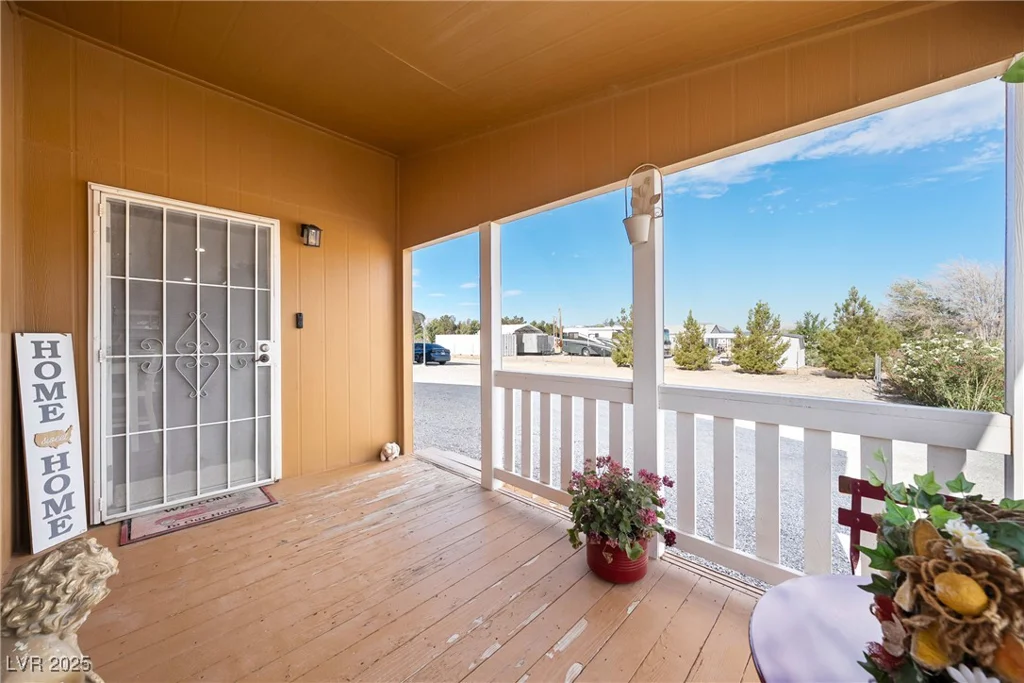 1381 White, Pahrump, NV 89060