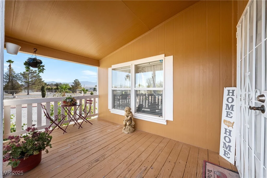 1381 White, Pahrump, NV 89060