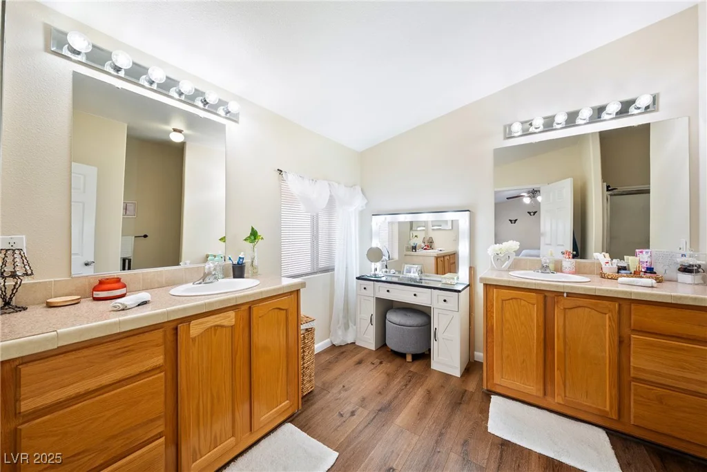 1381 White, Pahrump, NV 89060