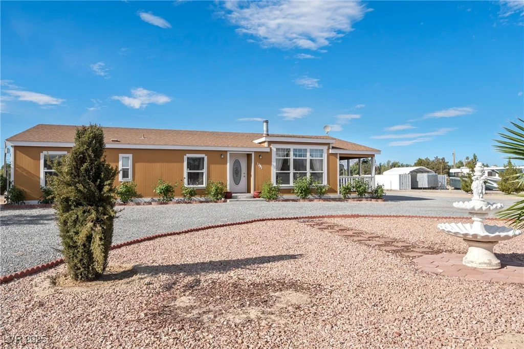 1381 White, Pahrump, NV 89060