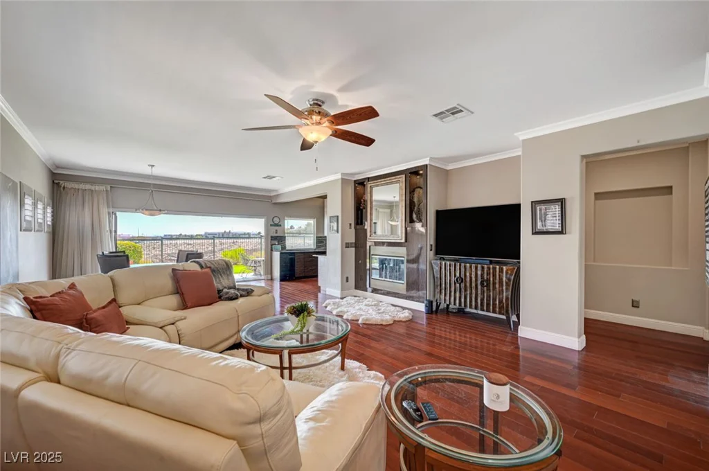 10621 Tinta, Las Vegas, NV 89144
