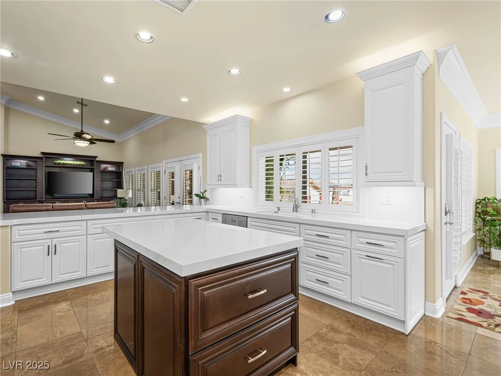 5340 Campbell, Las Vegas, NV 89149