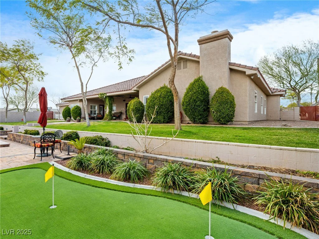 5340 Campbell, Las Vegas, NV 89149