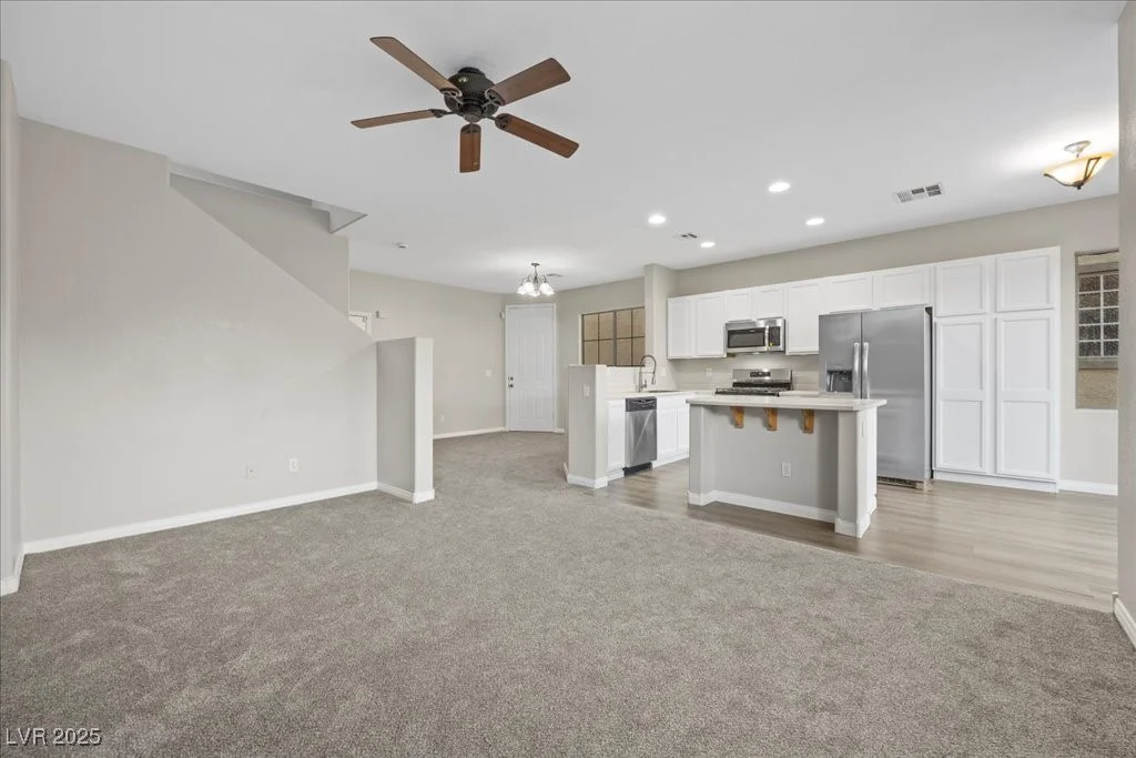 6460 Raven Hall, North Las Vegas, NV 89084