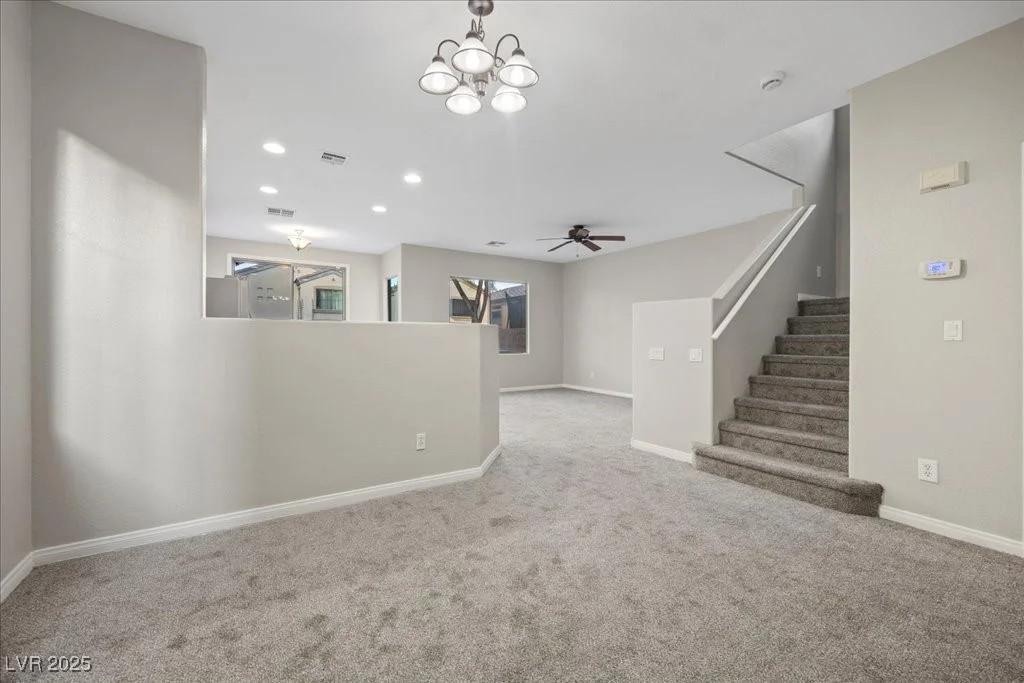 6460 Raven Hall, North Las Vegas, NV 89084