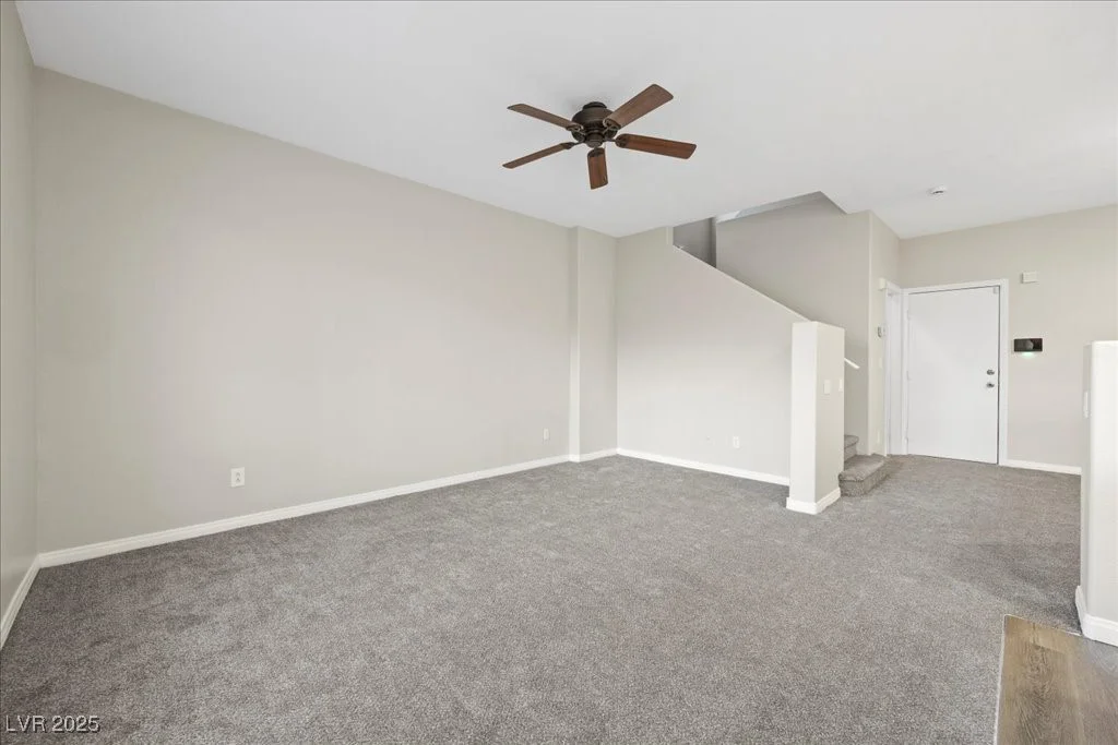 6460 Raven Hall, North Las Vegas, NV 89084