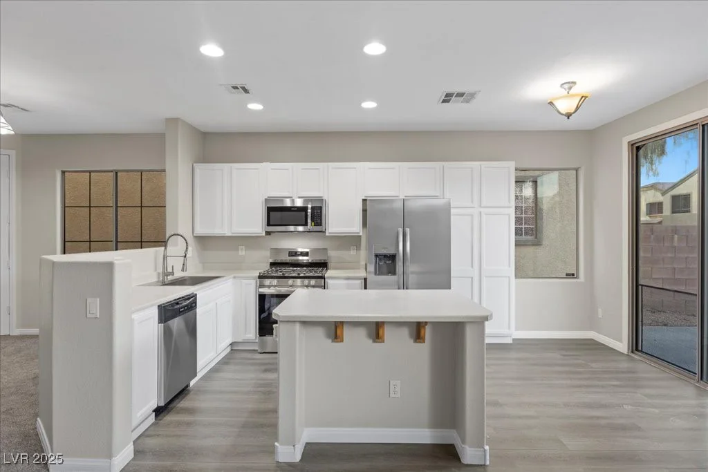 6460 Raven Hall, North Las Vegas, NV 89084