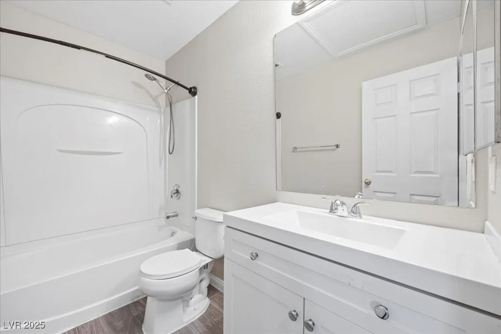 6460 Raven Hall, North Las Vegas, NV 89084