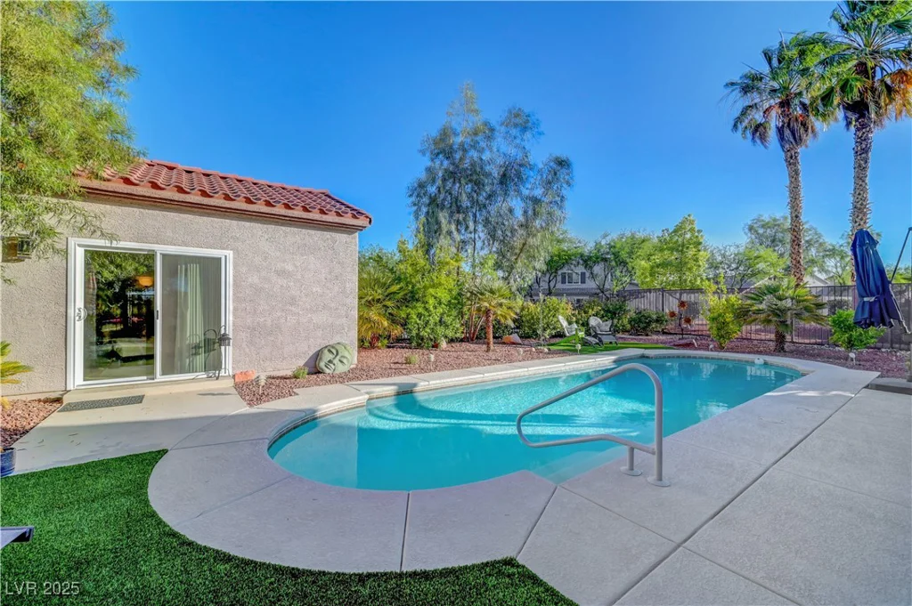 2150 Maple Heights, Henderson, NV 89052