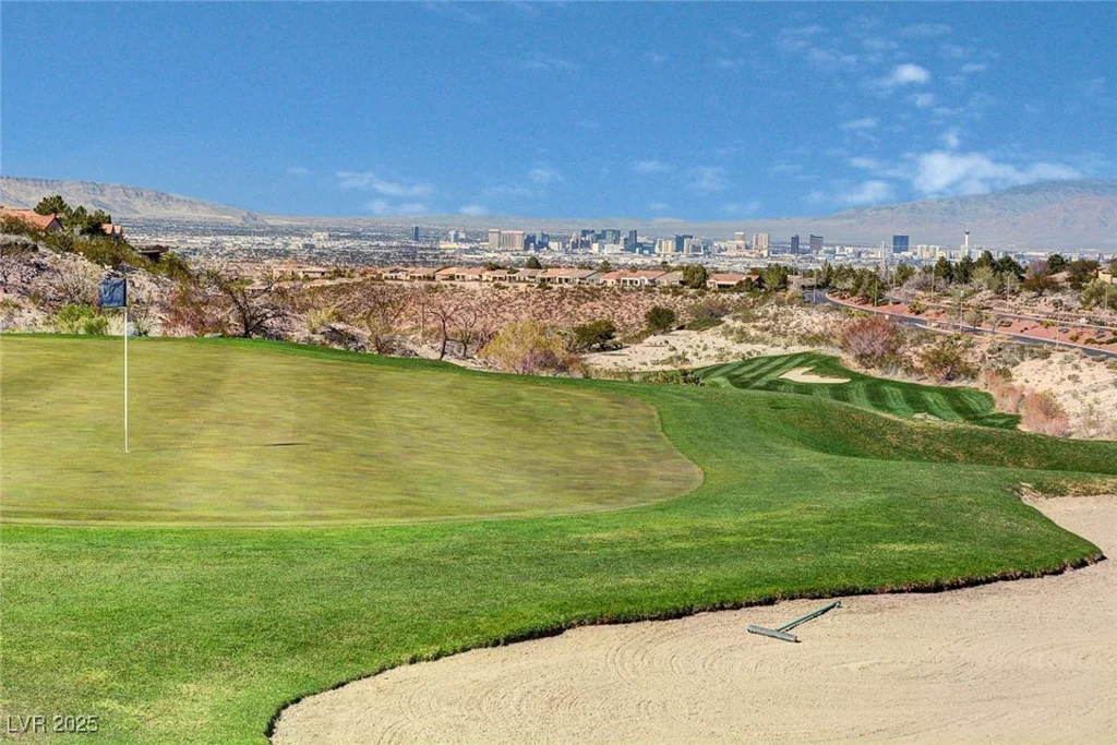 2150 Maple Heights, Henderson, NV 89052