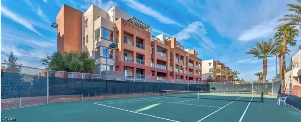 63 Agate, Las Vegas, NV 89123