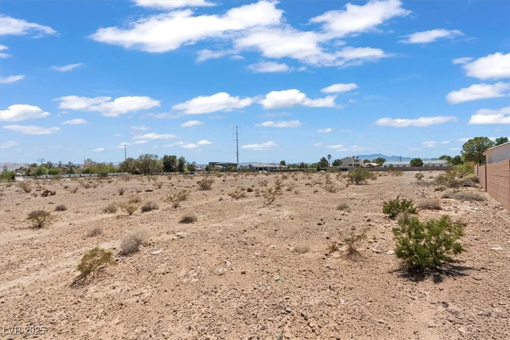 EDMOND, Las Vegas, NV 89139