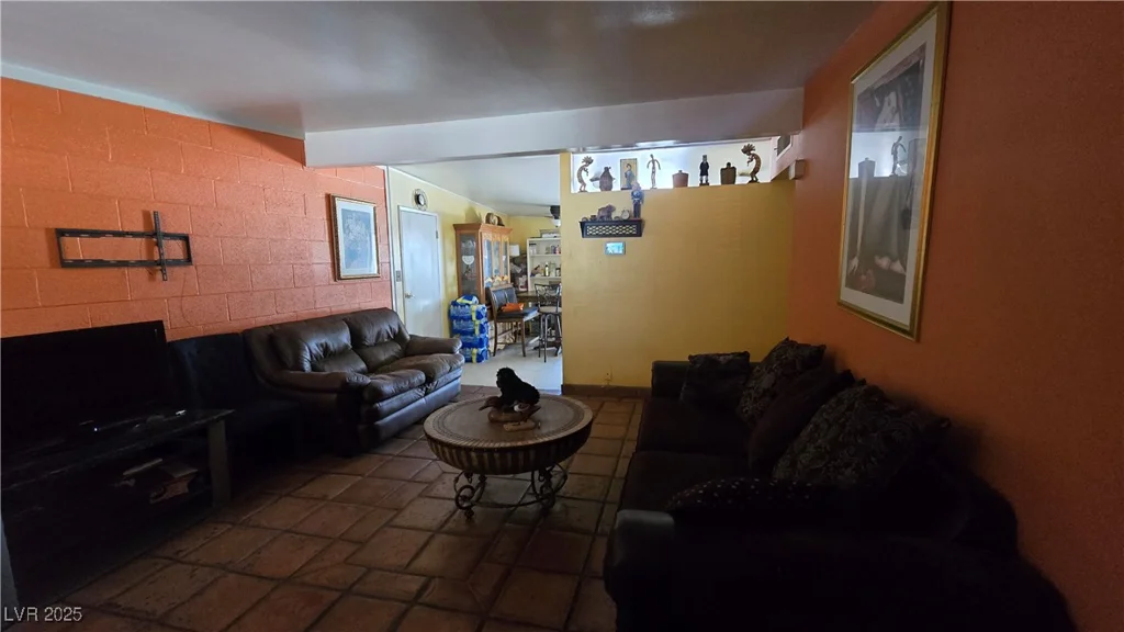 2965 Palma Vista, Las Vegas, NV 89169