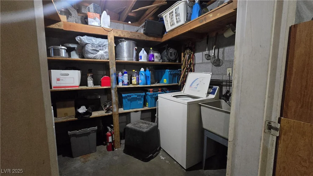2965 Palma Vista, Las Vegas, NV 89169