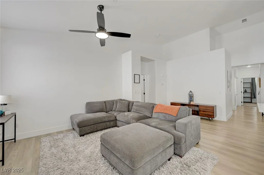 201 Crown Imperial, Henderson, NV 89074