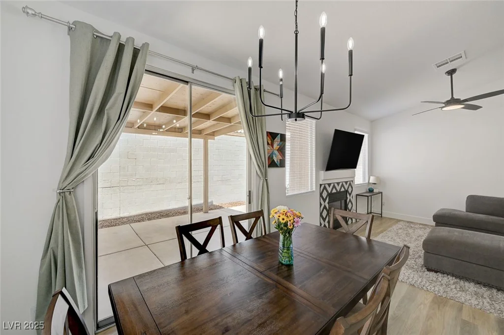 201 Crown Imperial, Henderson, NV 89074