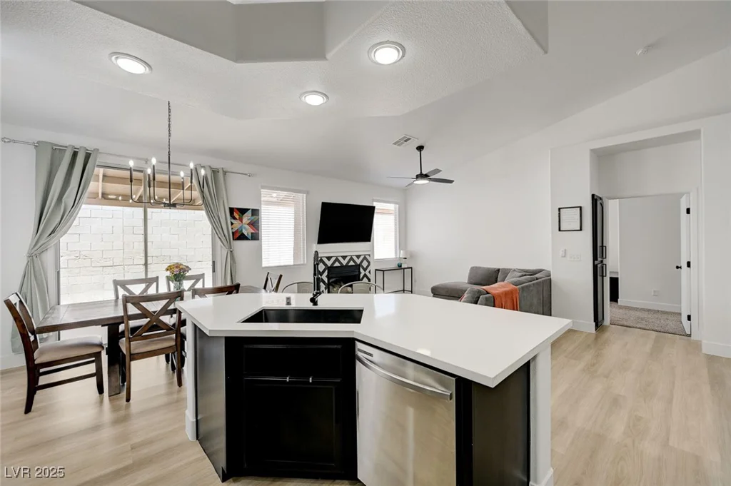 201 Crown Imperial, Henderson, NV 89074