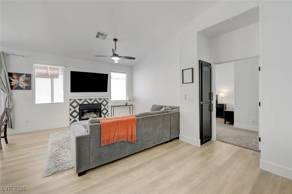 201 Crown Imperial, Henderson, NV 89074