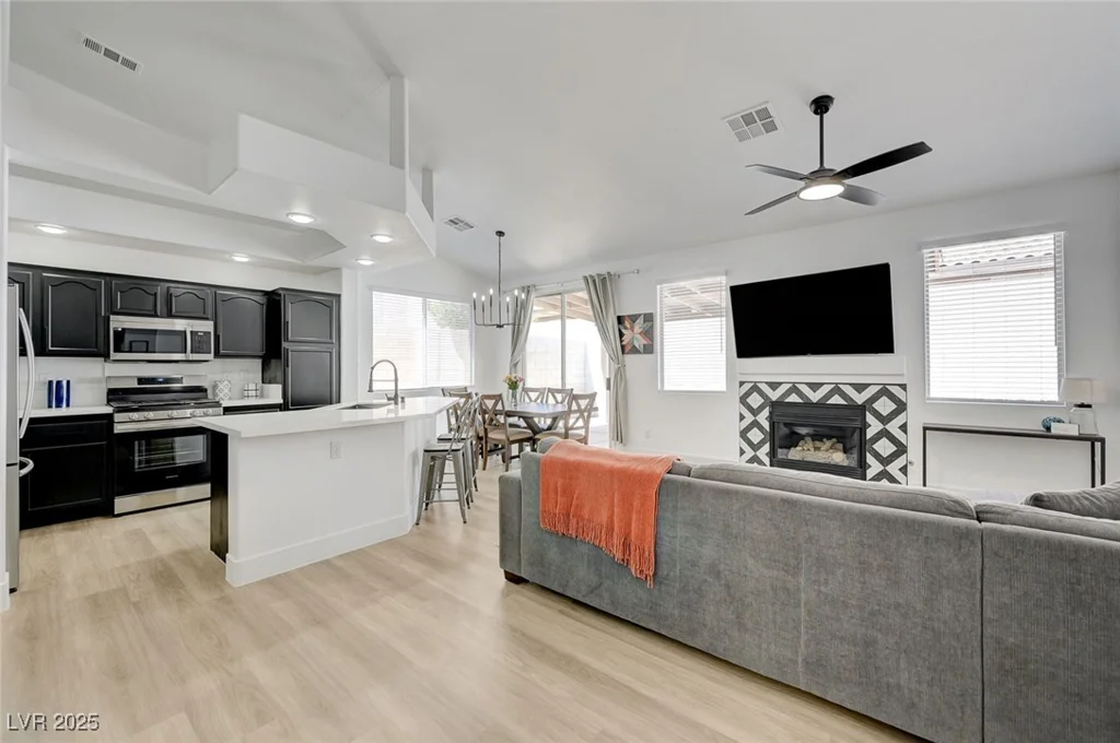 201 Crown Imperial, Henderson, NV 89074