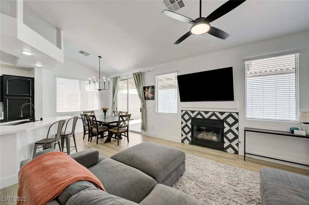 201 Crown Imperial, Henderson, NV 89074