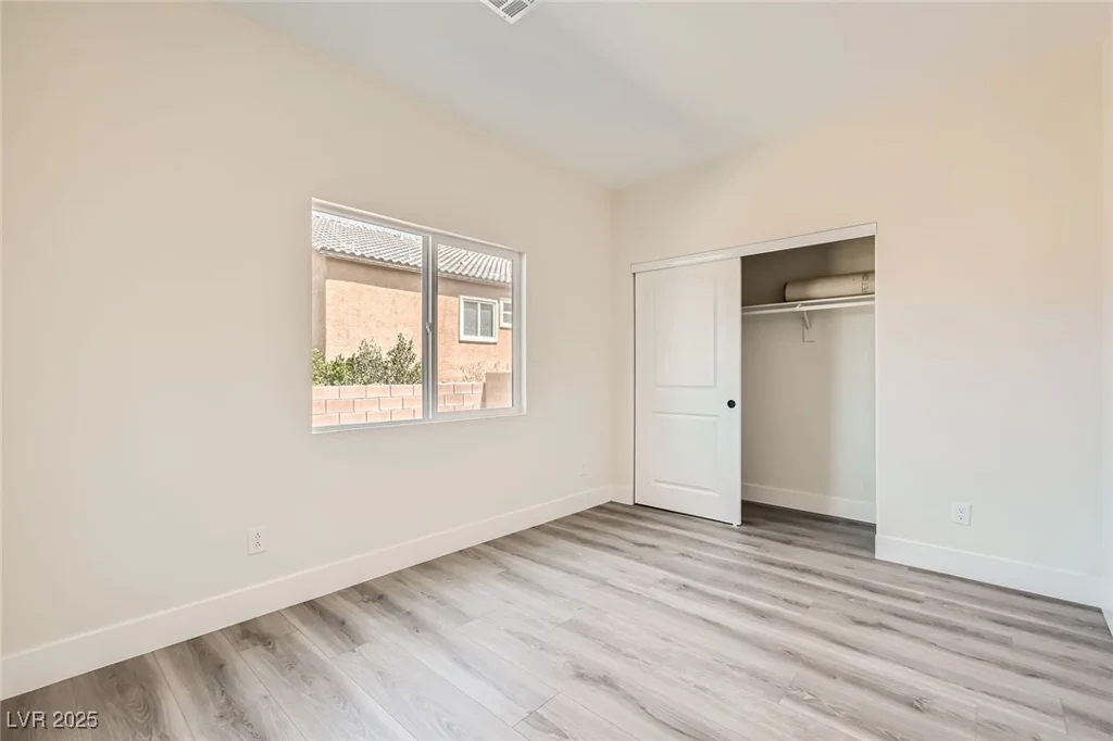 9712 Rocket Grove, Las Vegas, NV 89178