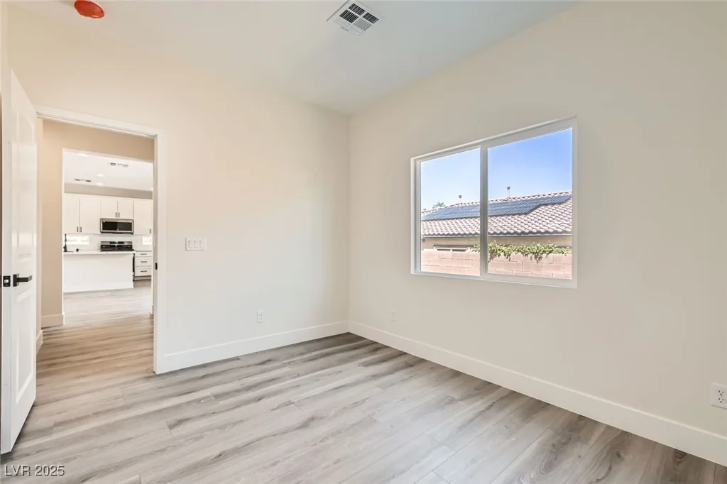 9712 Rocket Grove, Las Vegas, NV 89178