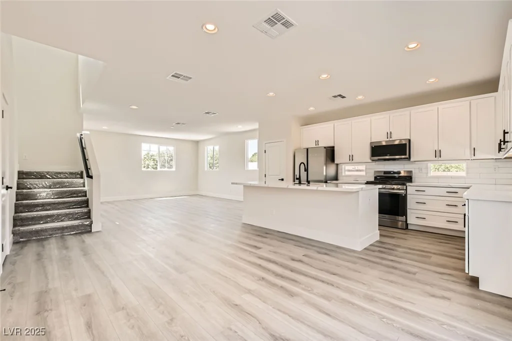 9712 Rocket Grove, Las Vegas, NV 89178