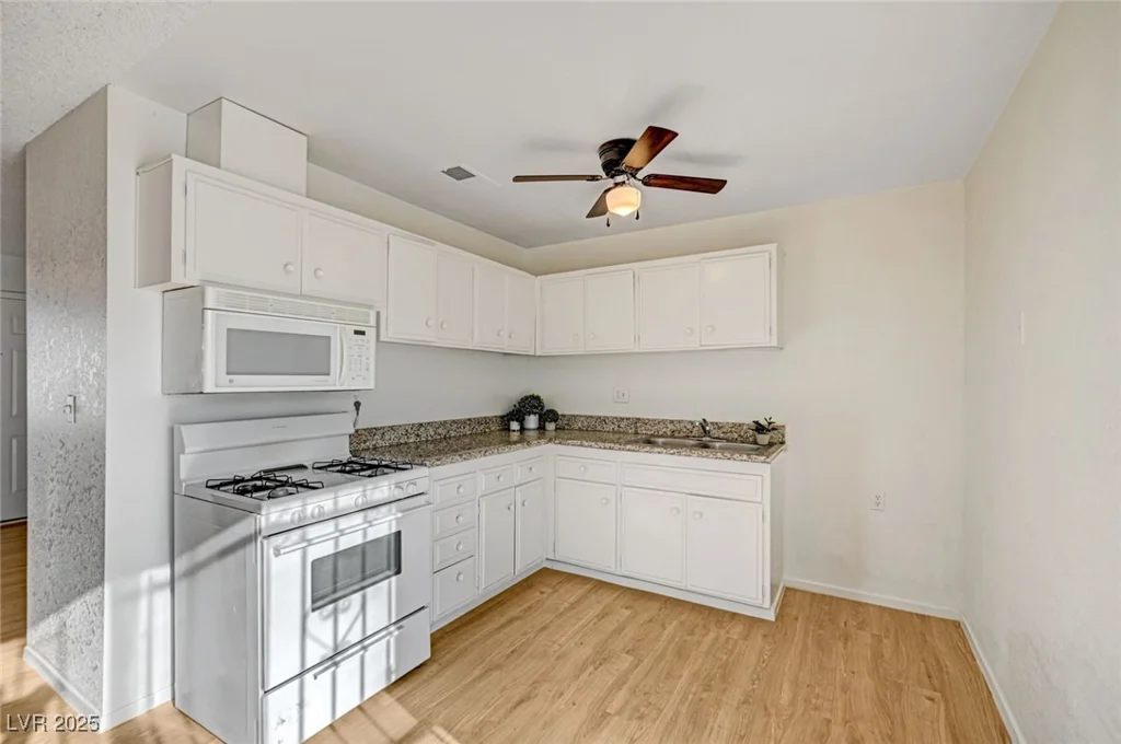 1608 June, North Las Vegas, NV 89032