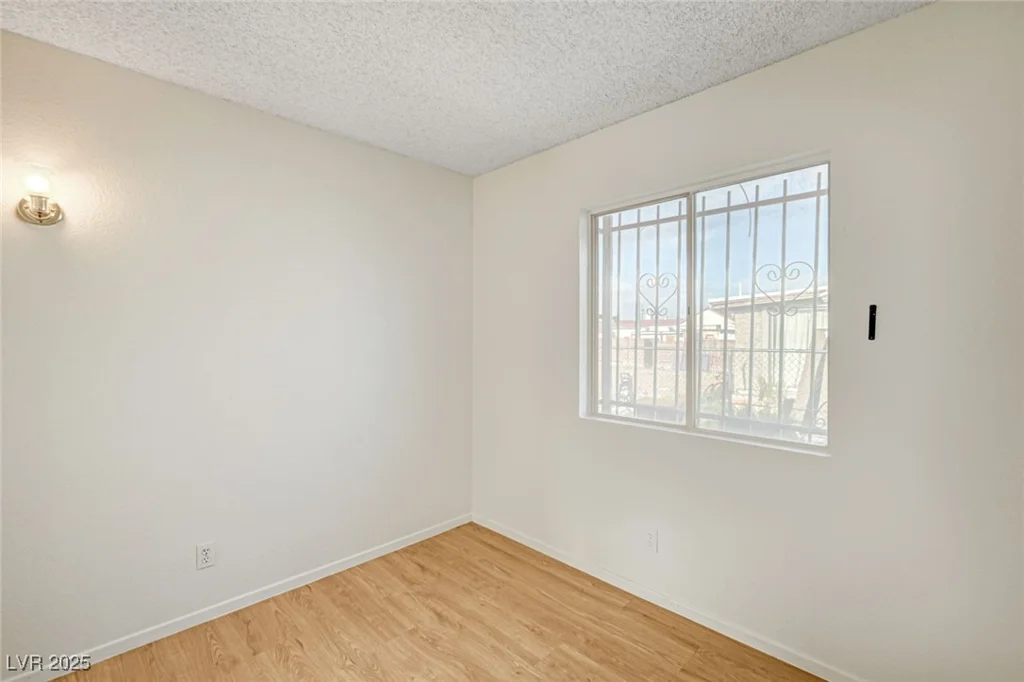 1608 June, North Las Vegas, NV 89032