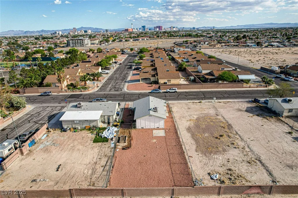 1608 June, North Las Vegas, NV 89032