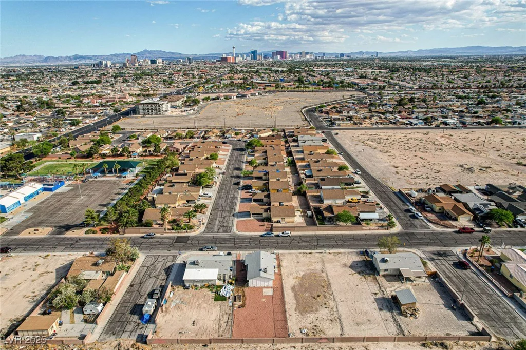1608 June, North Las Vegas, NV 89032