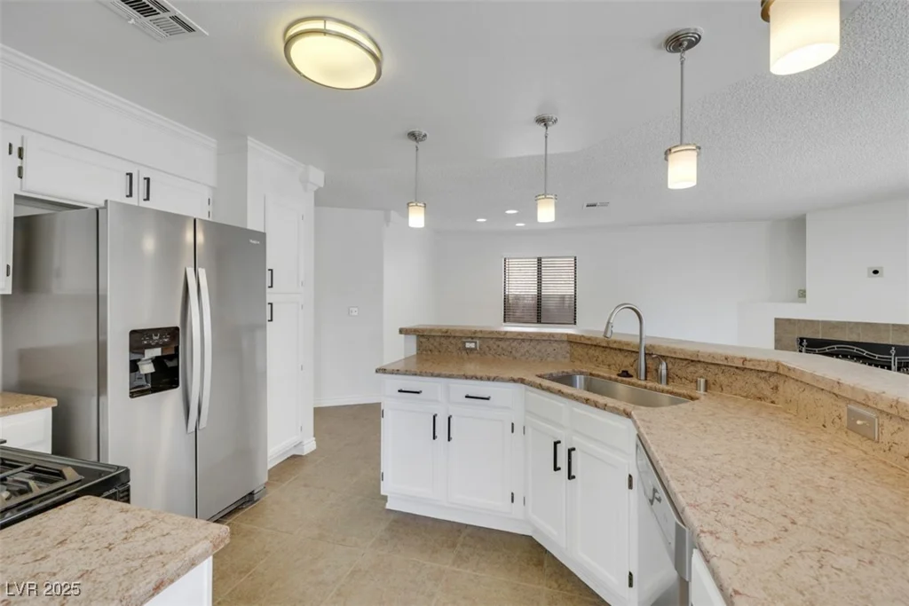 124 Wynntry, Henderson, NV 89074