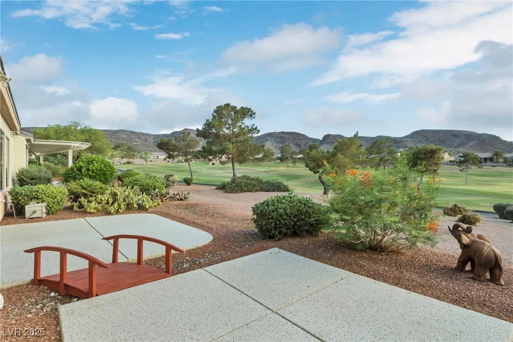585 Mountain Links, Henderson, NV 89012
