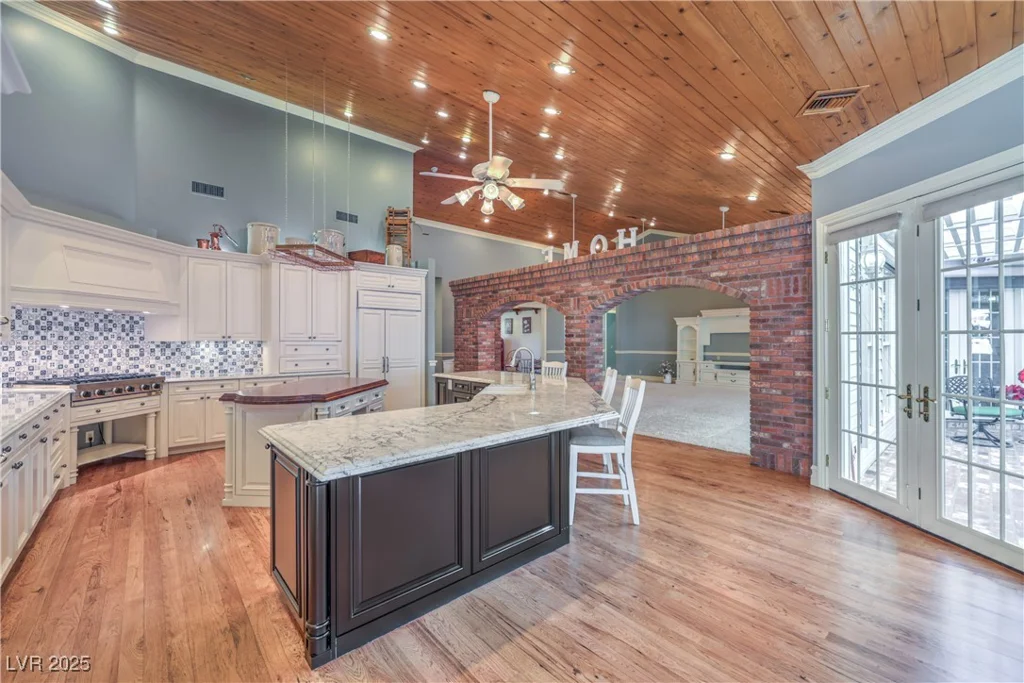 5110 Valadez, Las Vegas, NV 89149