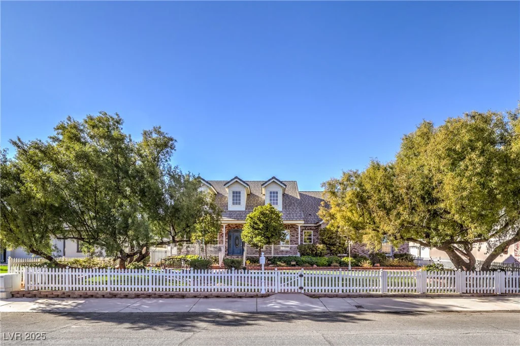 5110 Valadez, Las Vegas, NV 89149
