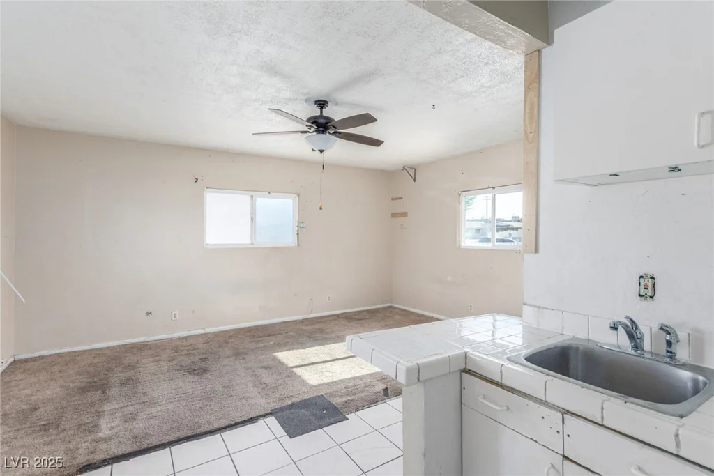 1108 Princess Katy, Las Vegas, NV 89119