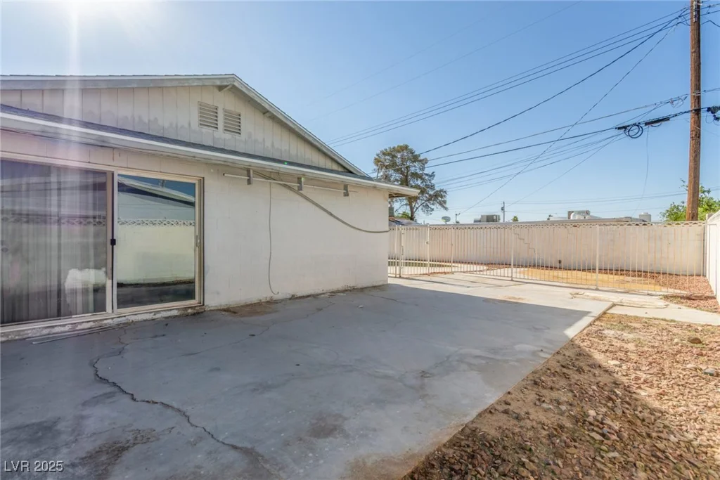 1108 Princess Katy, Las Vegas, NV 89119