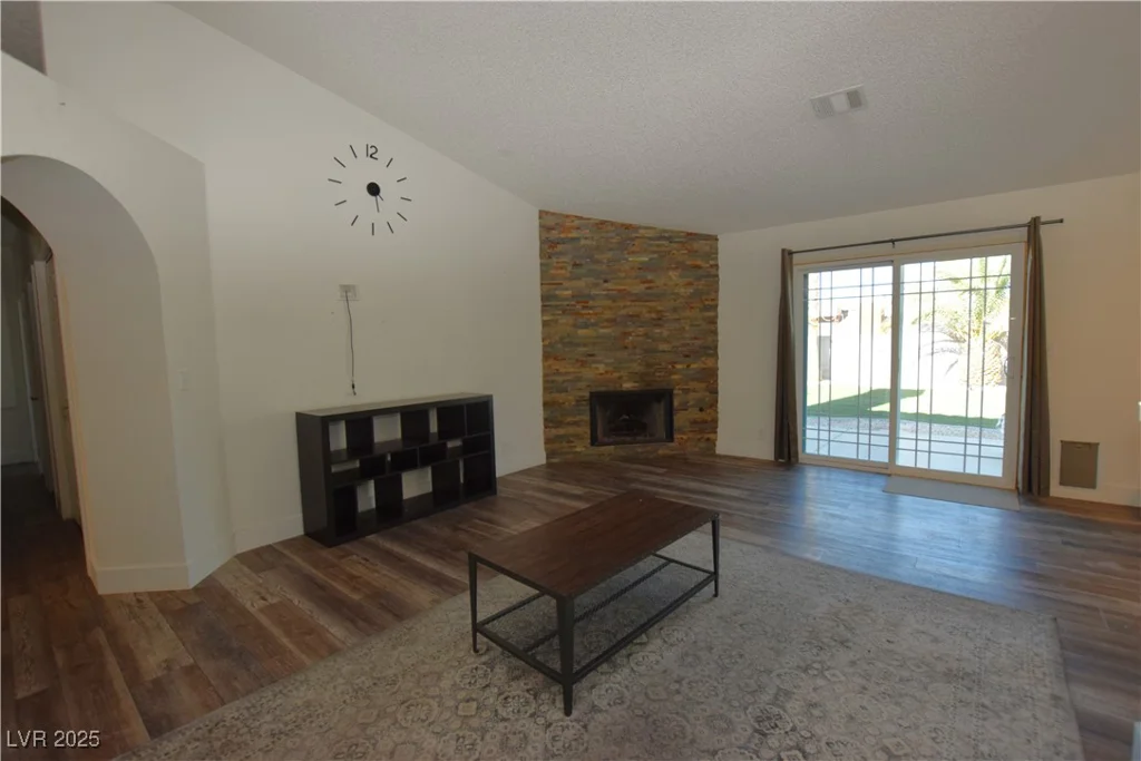 851 Brahma, Henderson, NV 89002