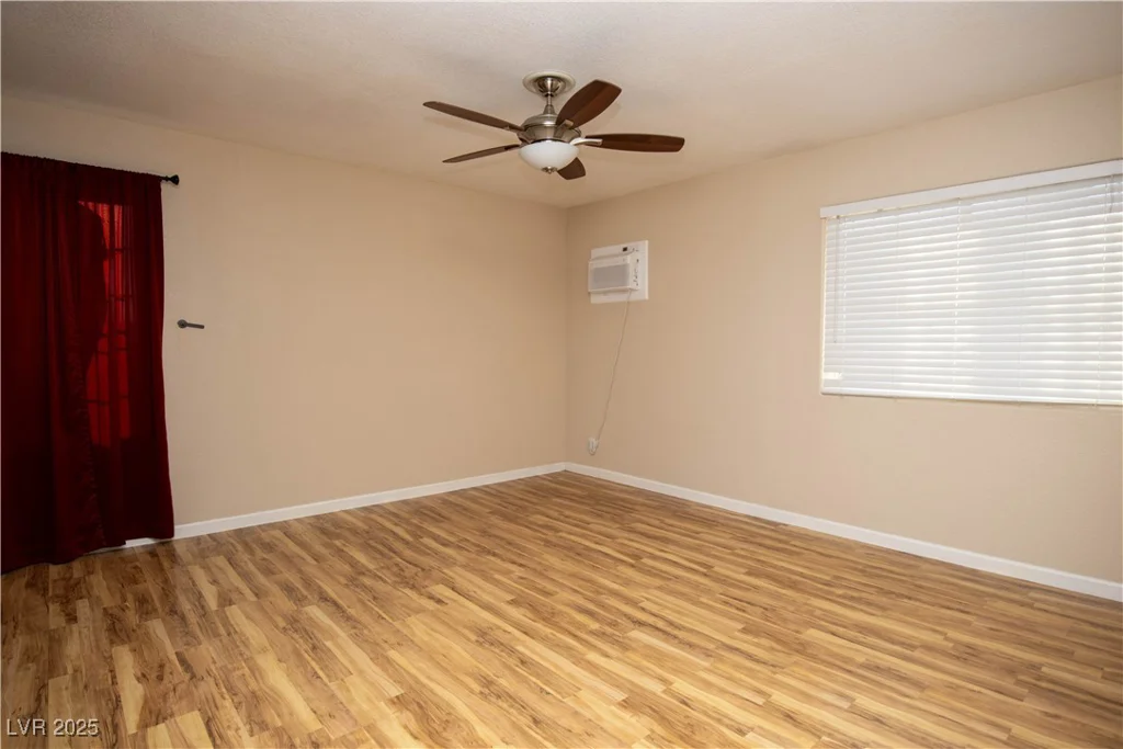 1340 Lucky, Las Vegas, NV 89104