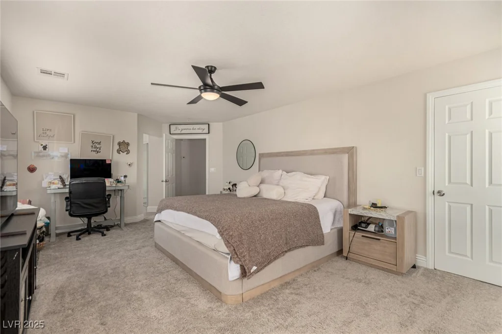 8061 Palace Estate, Las Vegas, NV 89117