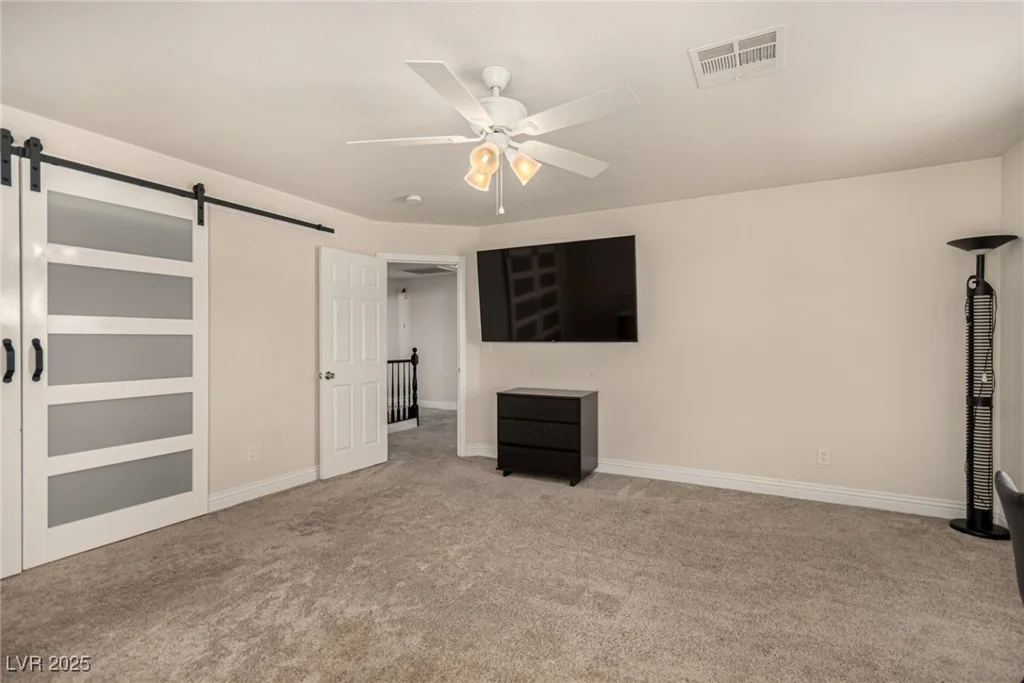 8061 Palace Estate, Las Vegas, NV 89117