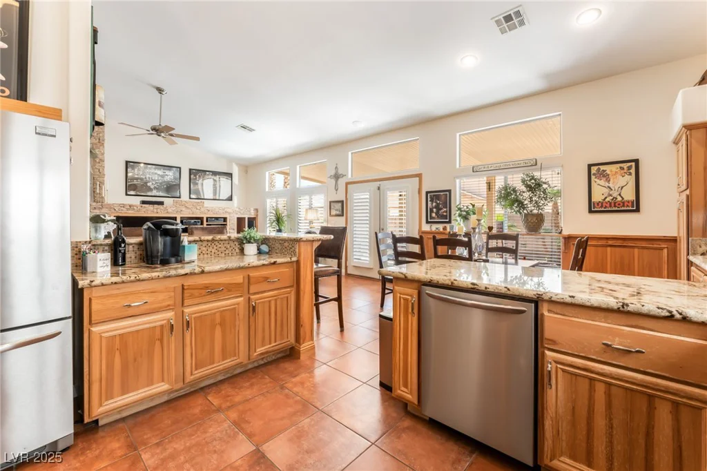7540 Flowing Stream, Las Vegas, NV 89131