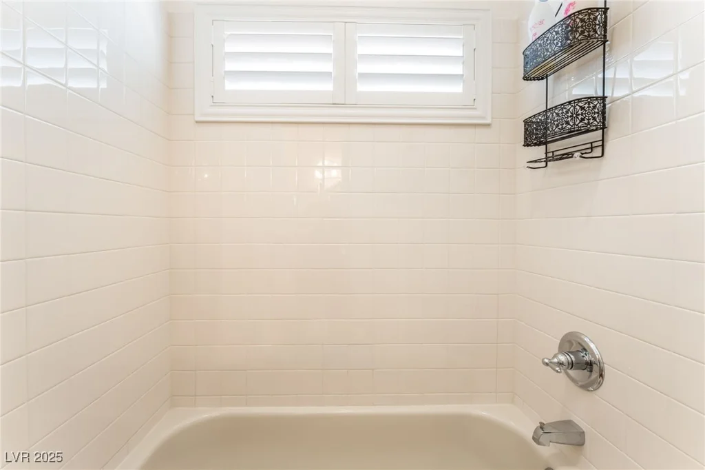 7540 Flowing Stream, Las Vegas, NV 89131