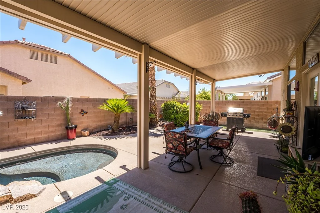 7540 Flowing Stream, Las Vegas, NV 89131